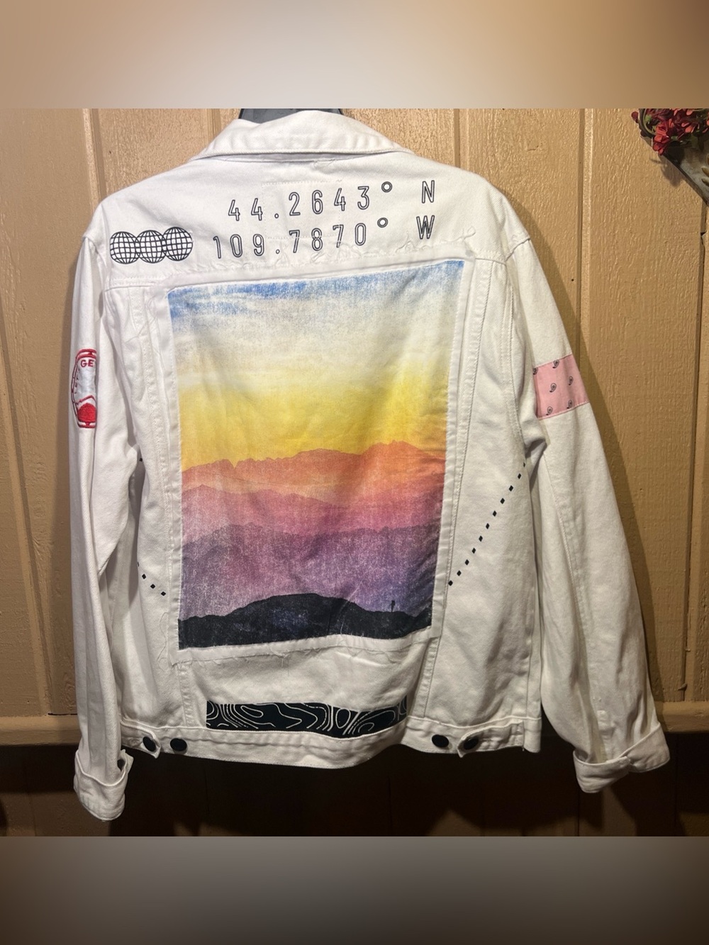 Rue 21✨White✨Patch Work Jean✨Denim✨Jacket✨Lets Get Lost✨Size Medium : LARGE